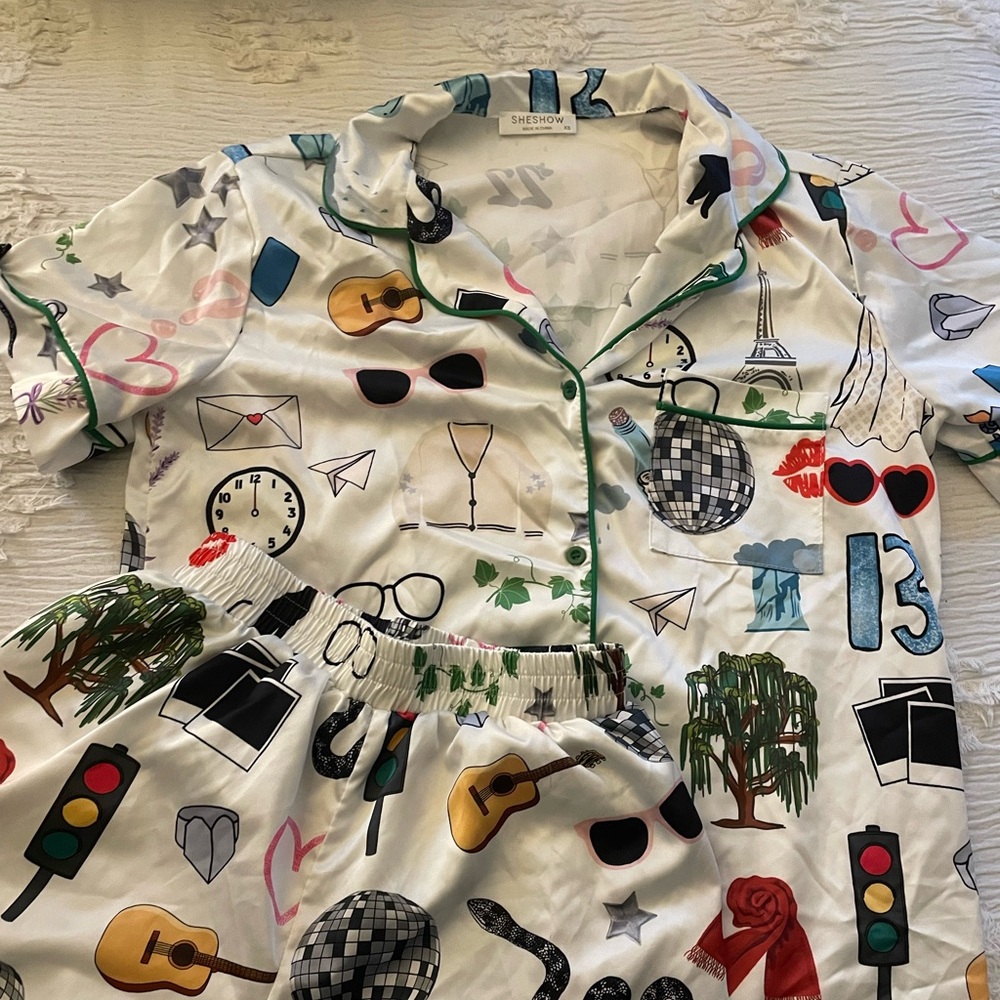 XS Taylor Swift themed pajamas